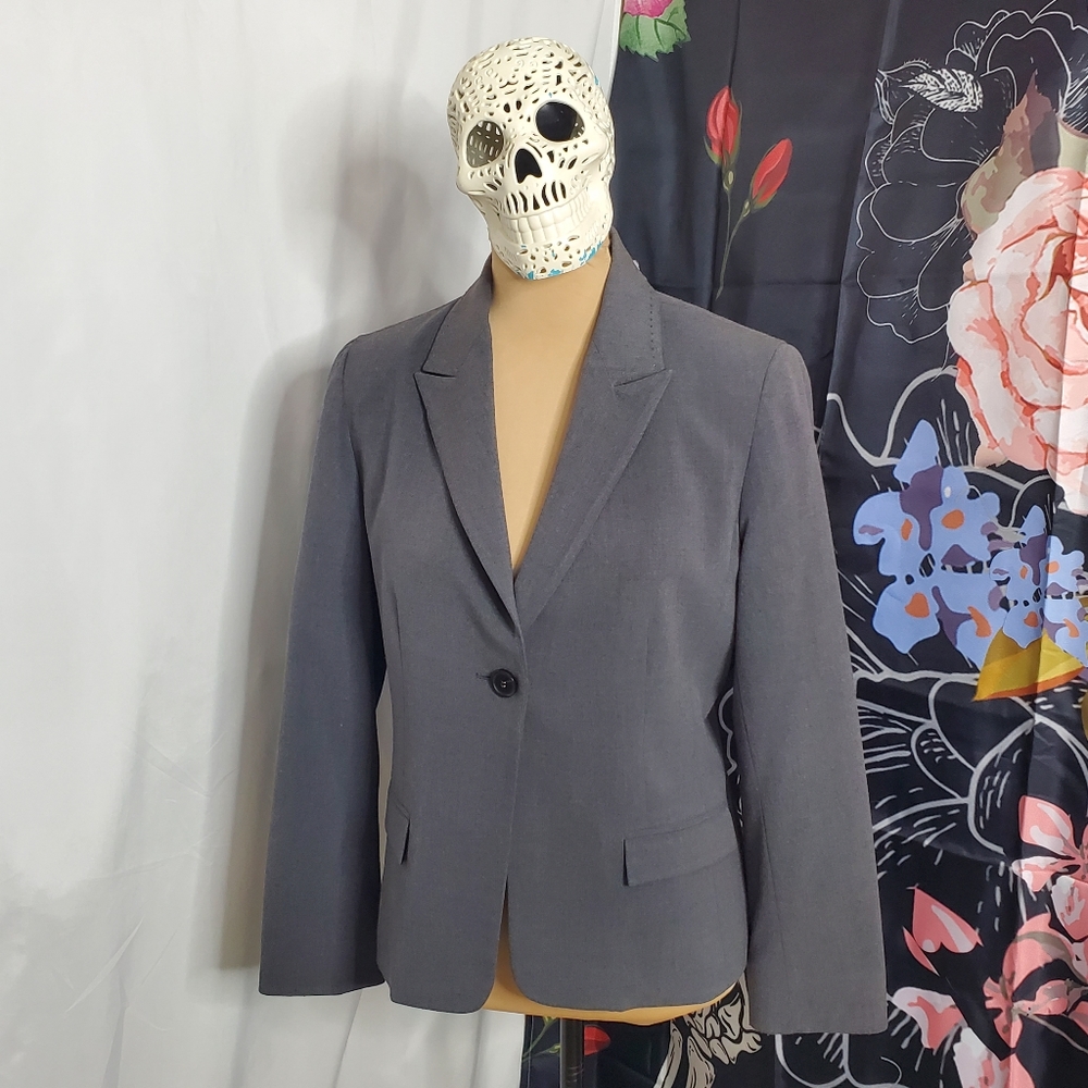 ♤♤ T. Tahari Petite Gray One Button Suit Jacket Size 10P